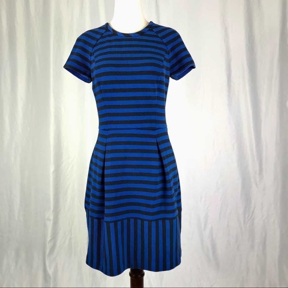 Banana Republic striped shift dress royal blue black cap sleeves size 6